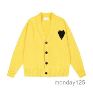 2023 Hot Amies Love Cardigan ricamato con scollo a V maglione uomo e donna sciolto tutto-fiammifero pigro vento giacca di lana lavorata a maglia S-xl Thekhoi-12 Cxg91213LKND