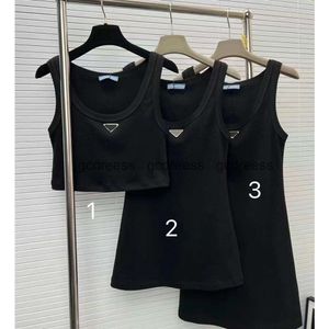 Designer Tracksuit Mulheres Mulheres Plus Size T-shirt Carta Badge Tank Top Sexy Moda Branco Preto T-shirt Curto Longo Moletom Clássico Hip Hop Street Apparel