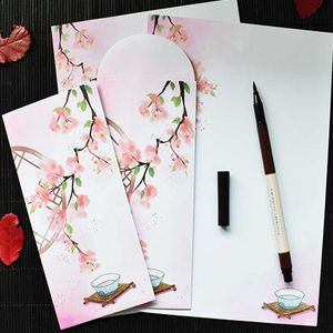 Present Wrap Peach Blossom 10 kuvertblad brevpapper set stationära skrivbrev bröllop kuvert inbjudningar skoltillförselgift