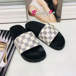 2024 vvv Designer Slippers Clip Toe Woman Sandals Casual Female Flats Slides Beach Footwear New Flip Flops Ladies Fashion Footwear miller