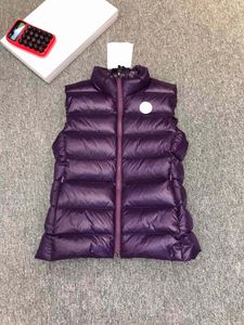 Winter womens Down Vest Fashion Designer women gilet NFC Badge Wholesale Retail woman puffer jacket Free Transportation gilets Size 1-5