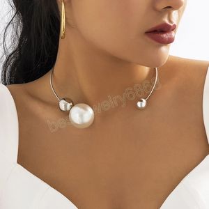 Fashion Imitation Pearl Choker för kvinnor Elegant Gold Silver Color Metal Choker Statement Chain Halsband Nya smycken