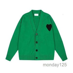 2023 Hot Amies Love Cardigan ricamato con scollo a V maglione da uomo e da donna sciolto tutto-fiammifero pigro vento giacca di lana lavorata a maglia S-xl Thekhoi-12 Cxg912139DDO