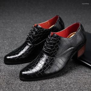 Scarpe eleganti da uomo con tacco alto in pelle formale mocassini marroni moda uomo casual Zapatos Hombre Da025