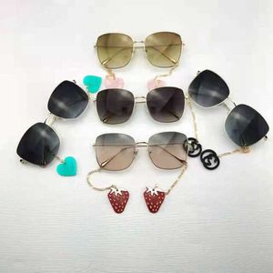 2023 Fashion Designer New Sunglasses Ultra Light Full Frame GG1030S with Unique Pendant Style