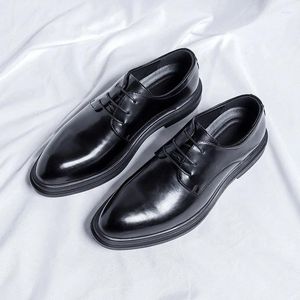 Sapatos de vestido estilo britânico homens formal bussiness verão casual split couro oxfords masculino casamento apartamentos festa calçado