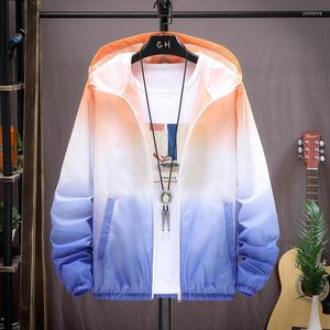 Mäns jackor Summer Trend Men's Sunscreen Clothes Coat Jacket Huven Casual Thin Breattable Sports snabbtorkande strandkläder Streetwear