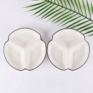 Pratos bandejas servindo separado comer placa sobremesa casa dividida cerâmica jantar porcelana branco talheres jantar