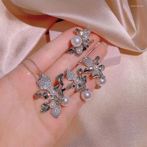 Halsbandörhängen Set Luxury Pearl Farterfly Ring Earring For Women Bride Jewelry Elegant Vintage Eesthetic Wedding Engagement