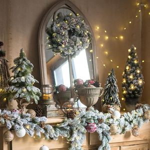 Fiori decorativi Vite di Natale artificiale appesa per la decorazione della parete Piante finte in rattan Foglie Ghirlanda Matrimonio romantico Casa