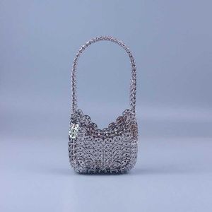 Yüksek kaliteli akşam çantası lüks tasarım gümüş metalik payetler el yapımı dokuma çanta kadın yemek partisi düğün el çantası yumuşak
