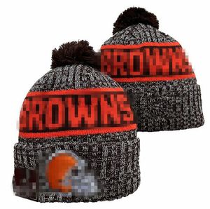 Men Knitted Cuffed Pom Cleveland Beanies CHI Bobble Hats Sport Knit Hat Striped Sideline Wool Warm BasEball Beanies Cap For Women a18