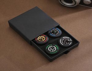 Box och 4 PCS Racing Tire Set Keychain Luxury Mini Simulation Tire Pendant Men and Women Car Key Chain Ring Present till vän 2202281291248