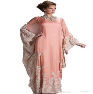 2020 Ny spetskvällsklänning med långa ärmar Dubai dekaler kaftan klänning mode Dubai Arabkläderpartklänningar 3895510950