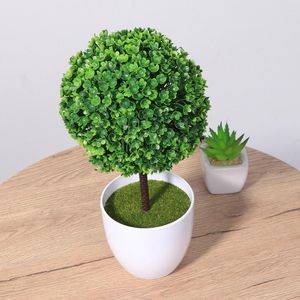 Kwiaty dekoracyjne 2 szt. Zielone rośliny doniczkowe Fałszywe bonsai faux mini sztuczny plastikowy plastikowy topiary piłka wewnętrzna