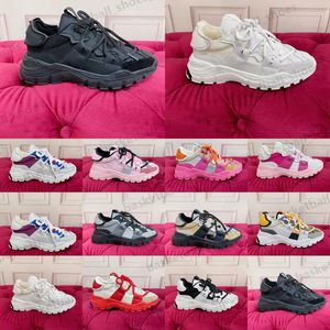 Designer Retro Platform Casual Shoes Airmaster Patch Work White Black Pink Sneakers Outdoor Running Shoes Storlek 35-45 med låda