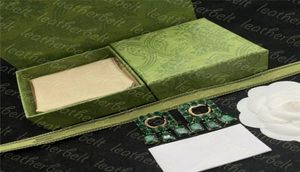 Green Diamond Ear Stud Gold podwójne litery Kolczyki Klasyczne kołki dla kobiet projektantki wisiorek z Box1818221