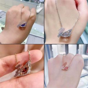 Mode kvinnor diamanthalsband 14k guld svan designer hänge ins stil känslomässiga gåva smycken för kvinnor att uttrycka sin kärlek