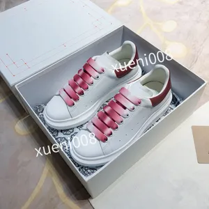 2023Brand Womens Men Casual Shoes Designer Women Travel Leather Lace-Up Sneaker Fashion Running Trainers Letters Woman Shoe Flat Printed Gym Sneakers
