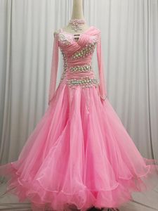 Abbigliamento da palcoscenico Abito da ballo valzer rosa Abito da donna a maniche lunghe moderno da sala da ballo Abiti da ballo Gonna standard di alta qualità