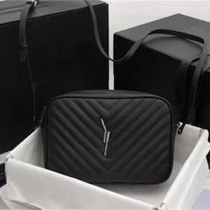 2023 Top Quality Luxurys Designers LOU Camera Bags Black Skin Cow Women Handbags Clássica Lady Shoulder Bag Crossbody Purse Black