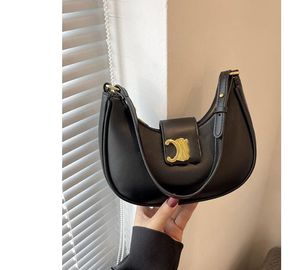 2023 Designer Bag Fashion women's underarm bag New medium body bag chain handbag High quality crossbody bag clamshell bag Socialite dinner bag A05