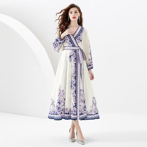 Branco paisley floral mulher maxi vestido robe designer lanterna manga vintage com cinto lateral arco envoltório vestidos 2023 primavera outono com decote em v magro pista de férias vestidos de festa