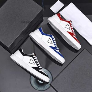 Lady Designer Casual Shoes Triangle Tjock Sole Double Wheel Nylon Sneakers Women White Canvas Luxury Low Leather Shoes K8wf