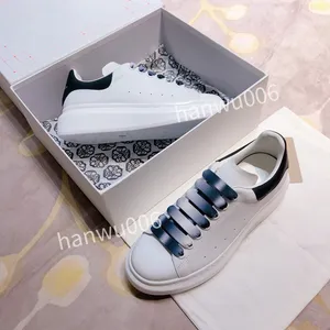 2023top new women Designer Casual Shoes Real Leather Classic plaid Trainers Stripes Shoe Fashion Trainer For Man Woman color sneakers