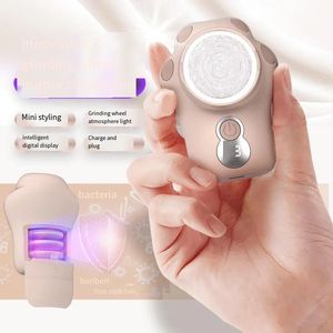 LED شاشة الشاشة المطحنة الجذور Dead Skin Callus Remover Mini Foot Foot Drill 1600 دورة في الدقيقة 2000 دورة في الدقيقة 2800 دورة في الدقيقة مع 3 رؤوس طحن