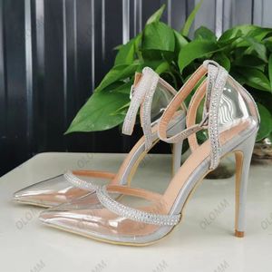 Olomm New Fashion Women Pumps Sexig Rhinestone Stiletto klackar pekade tå ganska transparenta klänningskor kvinnor oss plus storlek 5-15