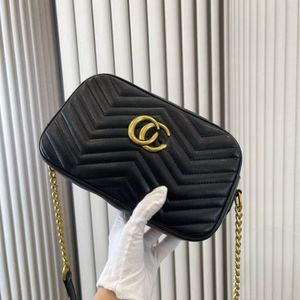 Lyxdesigner väskor Klassiska kvinnor handväskor damer Komposit på läderkoppling axelväska TASSEL Kvinnlig handväska handväska korskropp