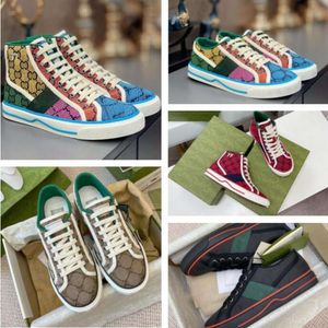 1977s Tennis Sneaker Designers Canvas Casual Shoe Women Mänskor Ace Rubber Sole broderad Beige Washed Jacquard Denim Fashion Classic 35-45