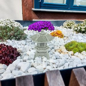 Decorazioni da giardino Torre giapponese Decorazione luminosa Padiglione Modello Pagoda Bonsai Adorna Mini statua Paesaggio in pietra