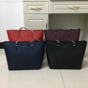 Bolso de mano Bolsos de compras de diseñador casual para mujer Bolso de compras grande de hombro Bolsa de viaje ligera impermeable de alta capacidad 231015