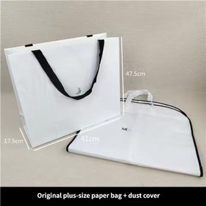 Designer Gift Wraps M Down Jacket Dust Cover Large Paper Bags Box Empty Box Packing Box Handbag Pxx