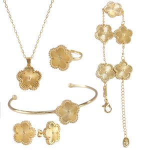 Designer vierblättriges Kleeblatt Armband Schmucksets Ohrring Armband Halsketten Ringe Armreif Set mit 5 Stück Geschenk Pflaumenblüte Schmetterling Messing Kupfer Gold versilbert