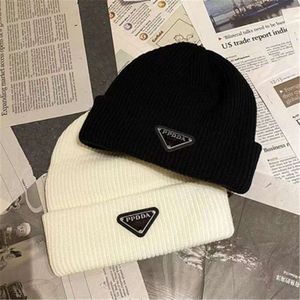 2023 Skull Caps Beanies Designer Bean Men and Women Design knit ha fallウールキャップレターJacquardユニセックスウォームスカルハット冬