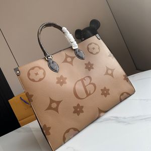 Tote Handtaschen Damen Echtes Leder Umhängetasche M703 Umhängetasche AA OEM-Qualität Individuelles Logo Marke Damen Geldbörse und Handtasche Damenhandtasche Hersteller braun