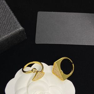 Mens Designer Triangle Rings For Women Bangle Triangular Bracelets Gold Bracelet Diamond Open Ring Golden Jewelry Gift P Bracelets 2304064D