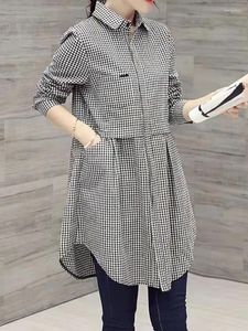 Kadın bluzları artı boyutu Kore moda gömlek siyah ekose düğmesi katı midi sonbahar tam set gevşek uzun kollu polo boyun
