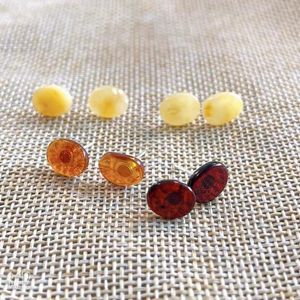 Stud Earrings Natural Beeswax Oval Women's Amber Irregular Simple French Plastic Ear Needles Hypoallergenic