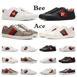 Designerskor Italien Ace Sneakers Bee Snake Leather broderade svarta män Tiger Chaussures Slästa vitsko som går avslappnade sportplattformstränare 001