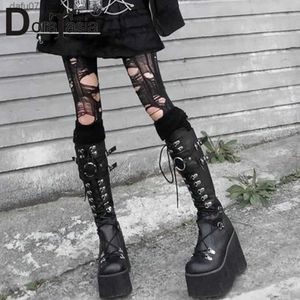 Stövlar helt ny kvinnlig goth plattform långa stövlar mode spänne punk snörning kilar höga klackar kvinnor stövlar street cosplay kvinna skor t231106