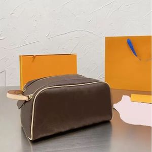 5Aaluxury Designers Bolsas Mulheres Cruz Bolsa Bolsa mais nova Famosa Bumbag Moda Bolsa de ombro marrom