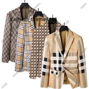 2023西洋衣類メンズブレザーデザイナー秋の豪華なアウトウェアコートスリムフィットグリッドストライプ格子縞のジオメトリパッチワークコート男性ドレススーツ