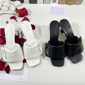 mit Box Designer-Sandalen Weich gepolsterte Nappaleder-Absätze 6,5 Damen schwarz weiß Schieber Plateauschuh Mode Sommer Mädchen Sandale Monolith Pantoffel Schuhe Größe 35-41