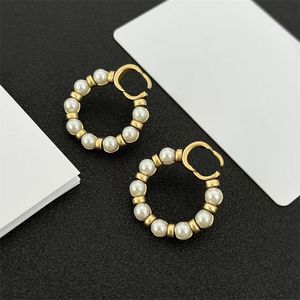 Gold Anagram Big Circle Earring Stud Women Designer Pearl Jewelry Party Geometric Letter örhängen damer lyxiga pärlstänger öronhoppar älskare örhänge