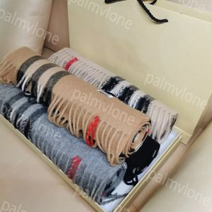 Classic Plaid Luxury Designer Scarf 100% Cashmere Tassel Designers Scarves Scarfs Shawl Sciarpa For Winter Womens and Mens Bb