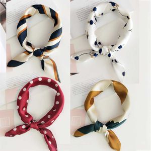 Sarongs 50 * 50cm Smalll Square Scarf Hair Tie Band Per ufficio Hotel Fazzoletto Anelli Donna Elegante Skinny Silk Feeling Hair Neck Sciarpa P230403